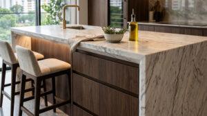 Read more about the article Kitchen Island Planning: Surface Details Homeowners Often Miss