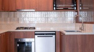Read more about the article Why Countertops Chip at the Edges Before the Surface Wears Out